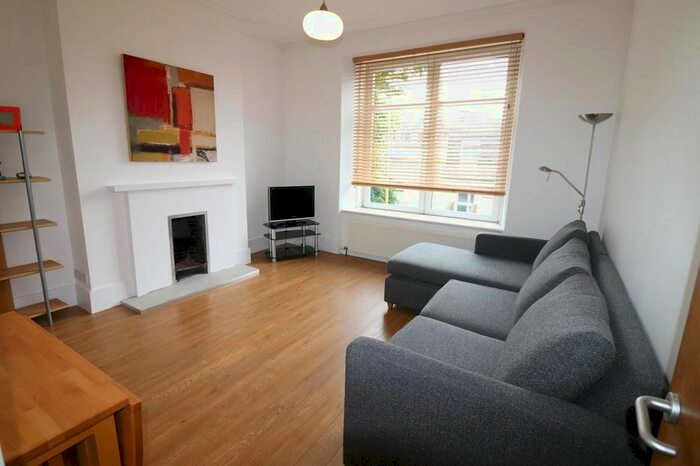 1 Bedroom Flat To Rent In Thomson Street, First Floor Left, AB25