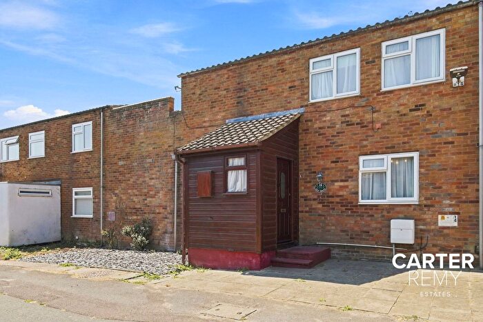 4 Bedroom Terraced House For Sale In Elm Green, Pitsea, Basildon, SS13