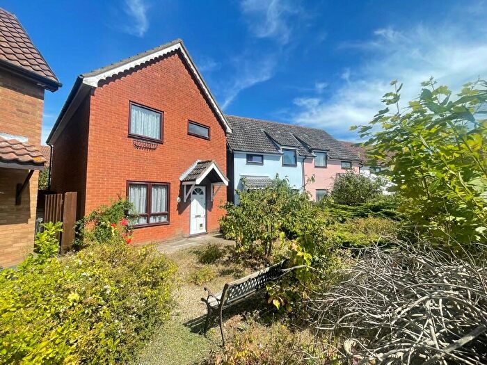 3 Bedroom Detached House To Rent In Manor Road, IP5