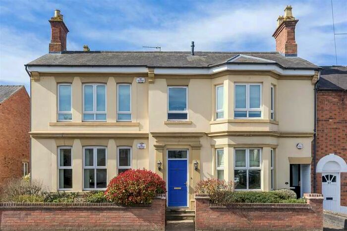 1 Bedroom Flat To Rent In Shipston Road, Stratford-upon-avon, CV37