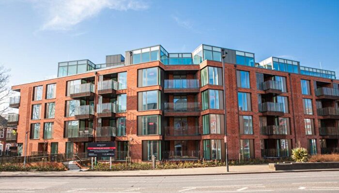 1 Bedroom Flat To Rent In Tweedy Road Bromley, BR1