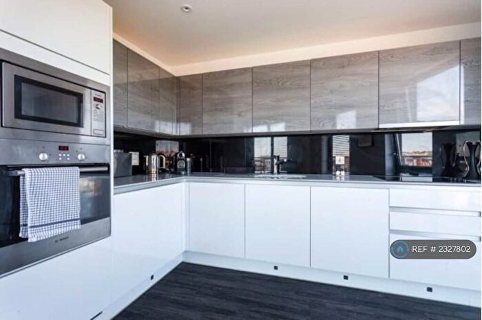 1 Bedroom Penthouse To Rent In Essex Wharf, London, E5