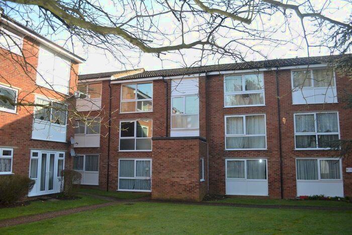 1 Bedroom Flat To Rent In Epping Green, Hemel Hempstead, HP2