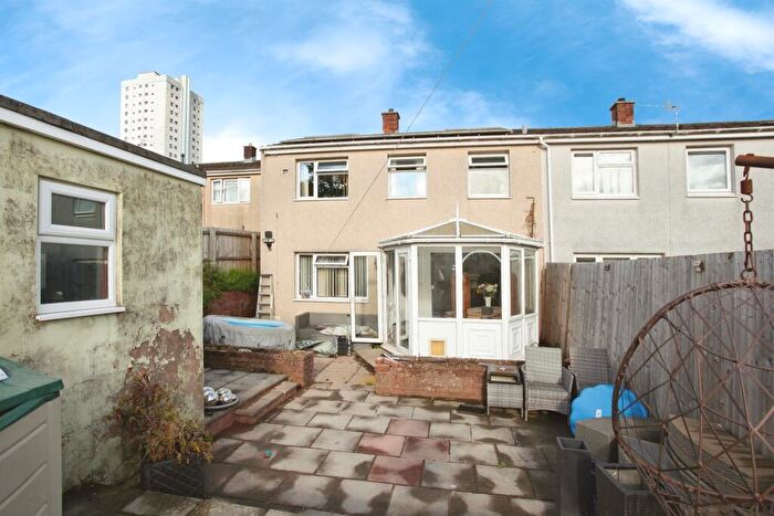 2 Bedroom End Of Terrace House For Sale In Brecon Walk, Cwmbran, NP44