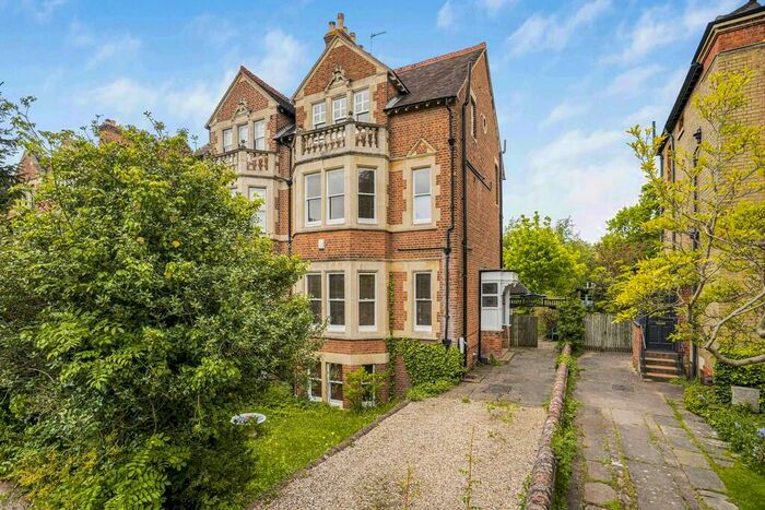 4 Bedroom End Of Terrace House To Rent In Farndon Road, Oxford, OX2