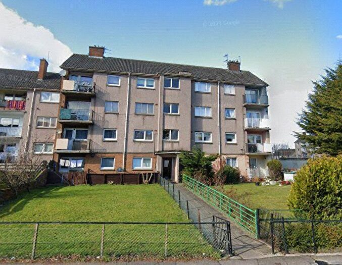 2 Bedroom Flat For Sale In Oxgangs Avenue, Edinburgh, Midlothian, EH13