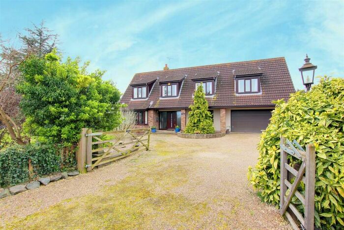 4 Bedroom Detached House For Sale In Hanby Lane, Welton-Le-Marsh, Spilsby, PE23