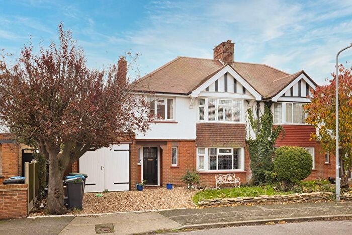 4 Bedroom Semi Detached House For Sale In Brassey Avenue, Broadstairs, CT10