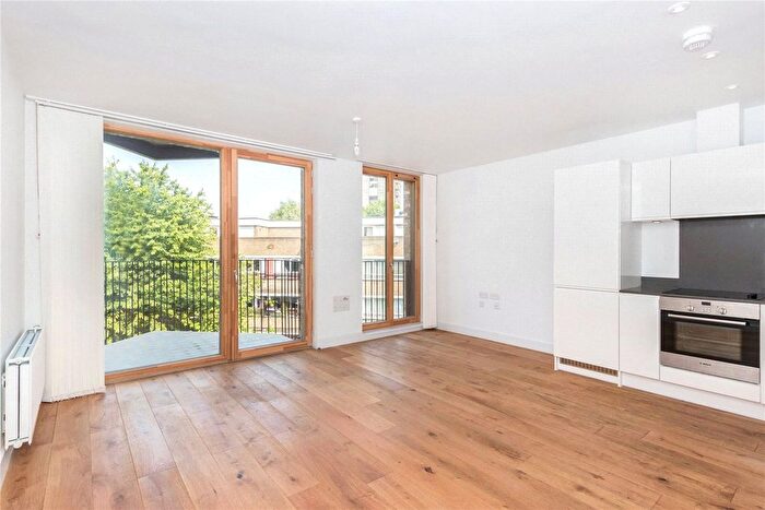 1 Bedroom Flat To Rent In Packenham House, Lockton Street, London, W10