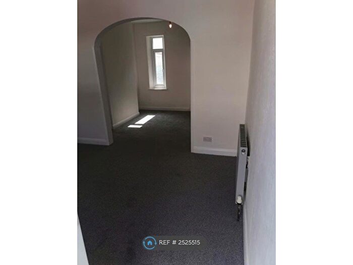 2 Bedroom Terraced House To Rent In Cadogan Street, Hull, HU3