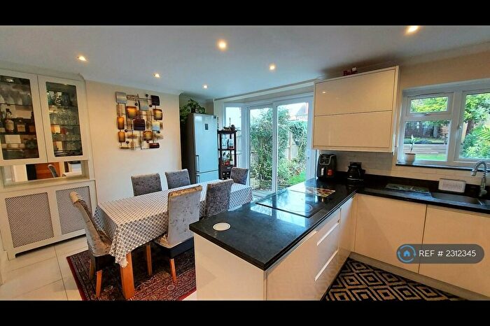 4 Bedroom Semi-Detached House To Rent In Cloonmore Avenue, Orpington, BR6