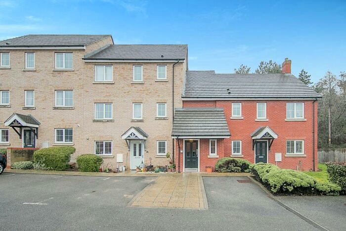 1 Bedroom House To Rent In Parker Place, Sudbury, CO10