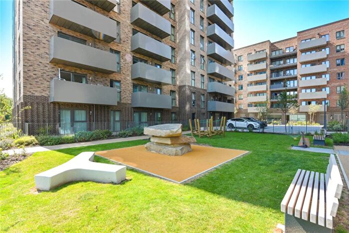 2 Bedroom Apartment For Sale In Teal Road, Ilford, IG3
