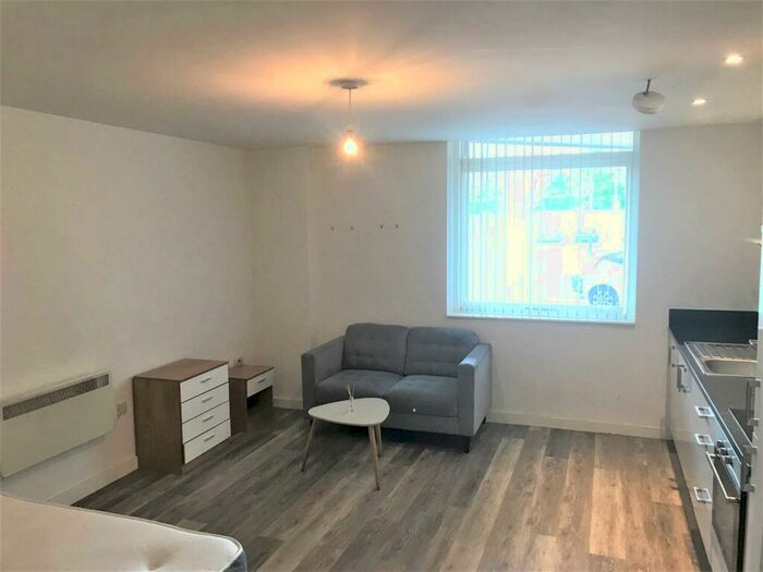 Apartment To Rent In John Street, Stockport, SK1
