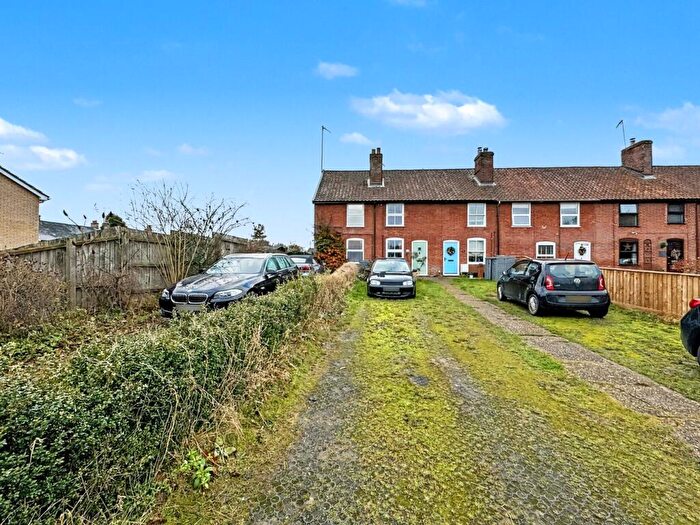 2 Bedroom Cottage For Sale In Combs Lane, Stowmarket, IP14