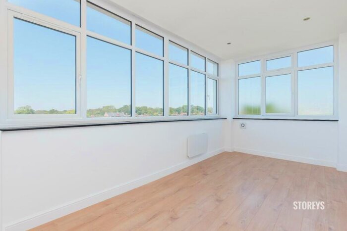 2 Bedroom Apartment To Rent In Forest House, South Woodford, London, E18