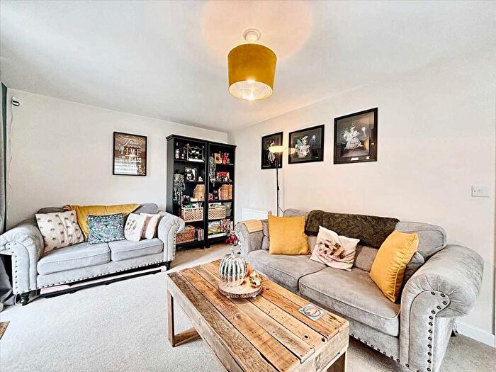 4 Bedroom Detached House For Sale In Farmers Close, Huthwaite, NG17
