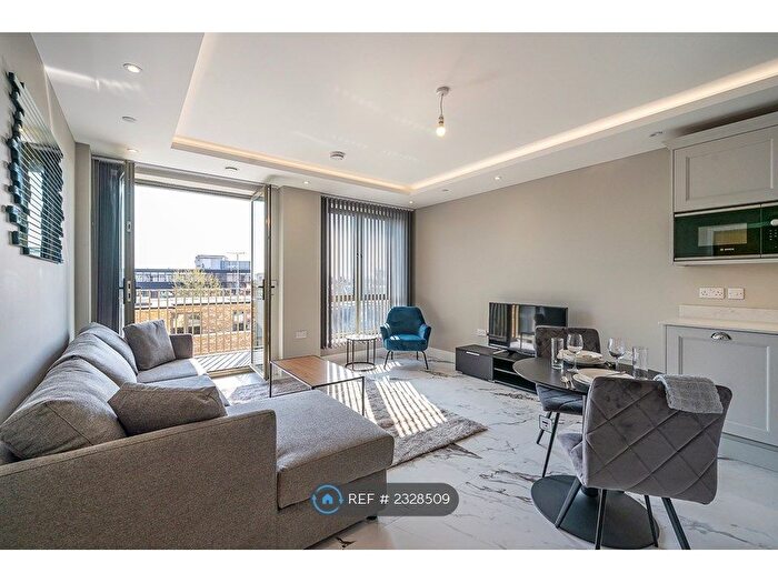 2 Bedroom Flat To Rent In Barundi Court, London, W5