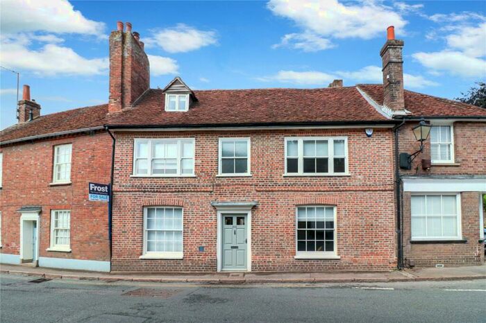 5 Bedroom Terraced House To Rent In Church Street, Chesham, Buckinghamshire, HP5