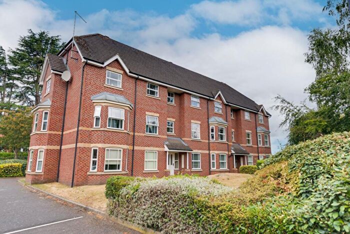 2 Bedroom Flat For Sale In Westholme Close, Congleton, CW12