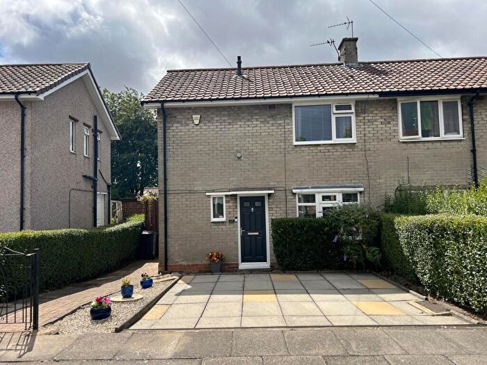 2 Bedroom End Of Terrace House For Sale In Finchale Crescent, Darlington, DL3