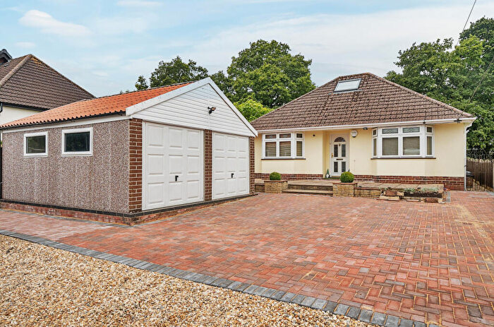 4 Bedroom Bungalow For Sale In Woodlands Road, Woodlands, Southampton, Hampshire, SO40