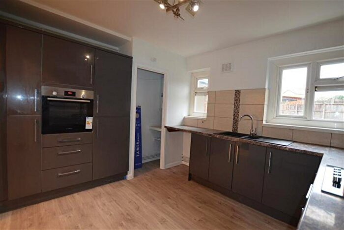 2 Bedroom Apartment To Rent In Chingford Lane, Woodford Green, IG8