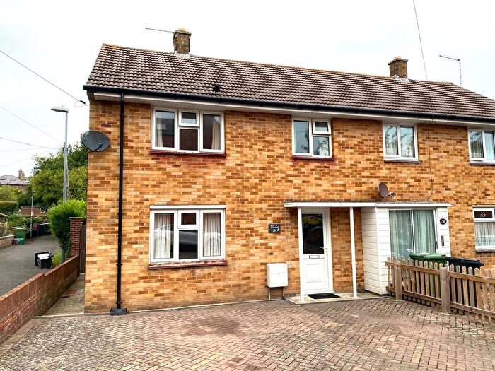 3 Bedroom Semi Detached House To Rent In Rodwell Avenue, Weymouth, DT4