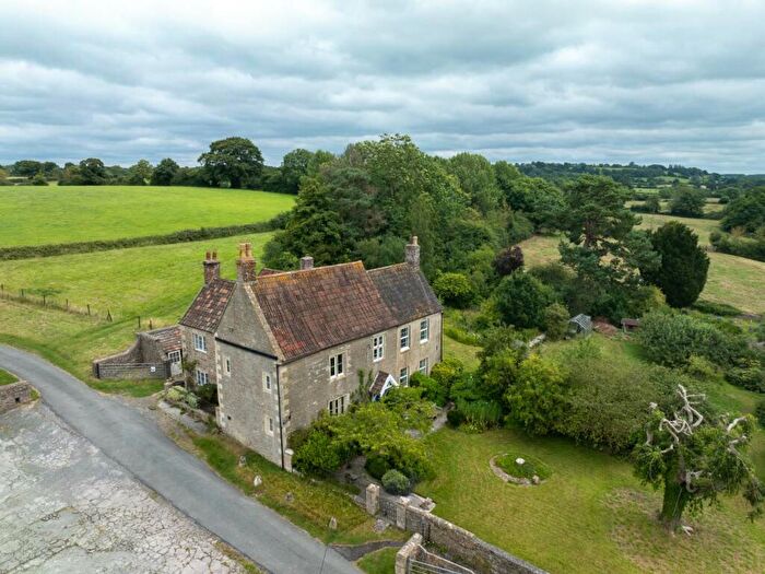 4 Bedroom Detached House To Rent In Rodden, Frome, BA11