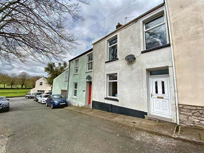2 Bedroom Terraced House For Sale In Lewis Terrace, Pembroke, SA71