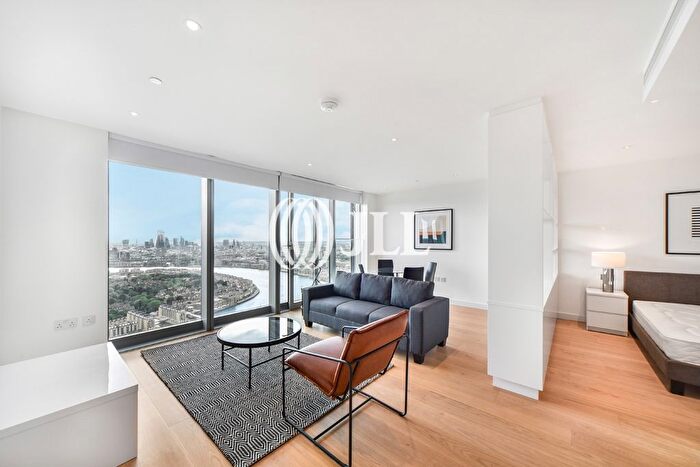 Studio To Rent In Marsh Wall, London, E14