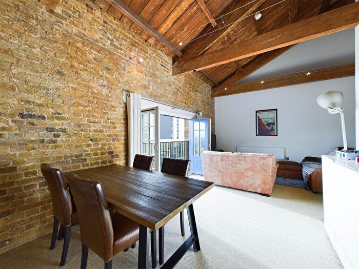 2 Bedroom Duplex To Rent In Western Gateway, Royal Docks, London, E16