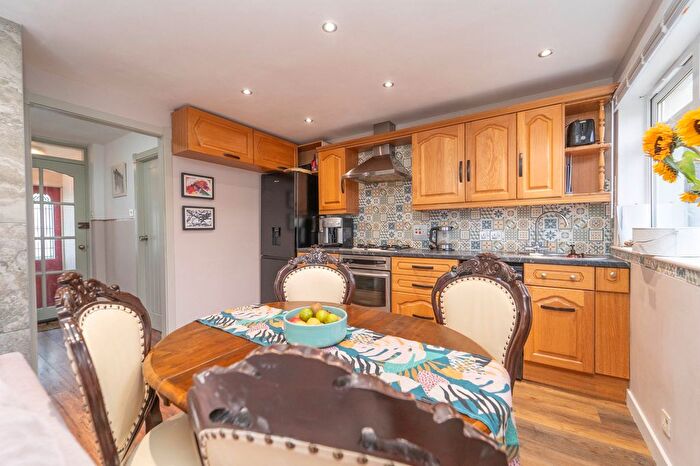 2 Bedroom Semi-Detached House For Sale In Munro Way, Knightsridge, Livingston, EH54