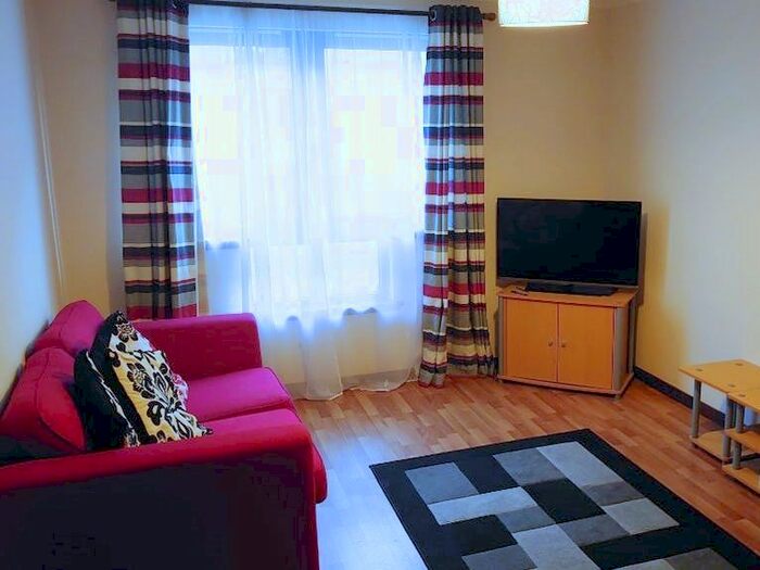 1 Bedroom Flat To Rent In Strawberry Bank Parade, City Centre, Aberdeen, AB11