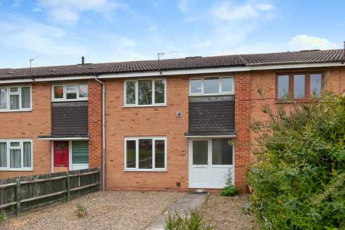 3 Bedroom Terraced House To Rent In Windrush, Banbury, OX16