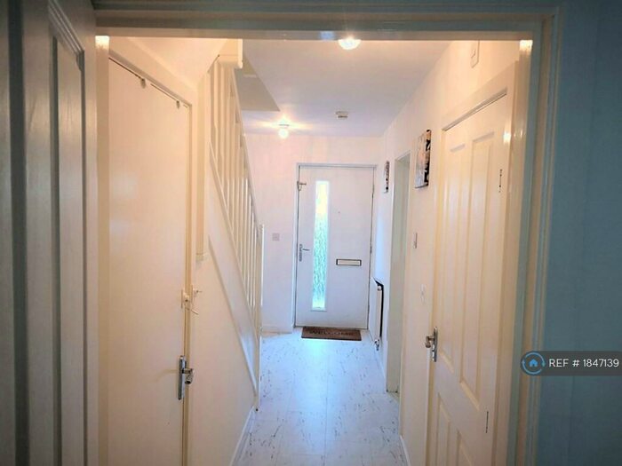 5 Bedroom Terraced House To Rent In Ansel Adams Way, Harrow, HA2