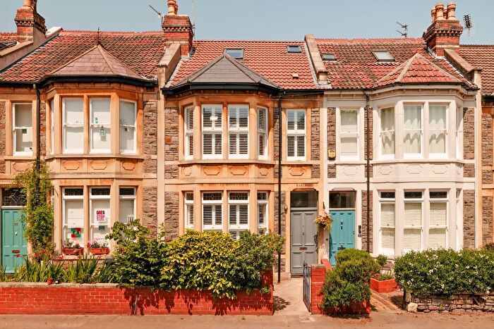 4 Bedroom Terraced House For Sale In Sefton Park Road, Bristol, BS7