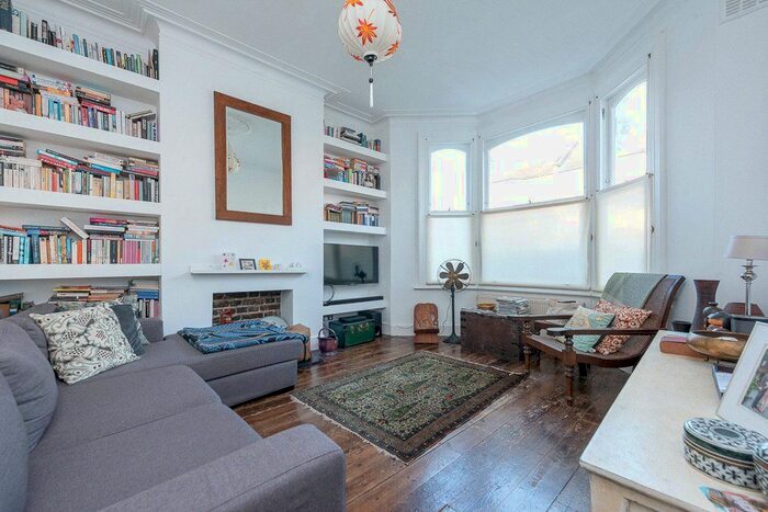 2 Bedroom Flat To Rent In Bolton Gardens, London, NW10