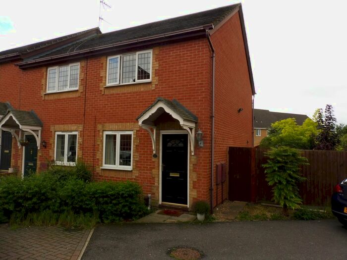 2 Bedroom Property To Rent In Lornas Field, Hampton Hargate, Peterborough, PE7