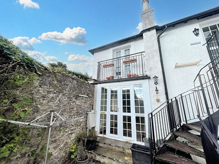 2 Bedroom Cottage To Rent In Lisburne Square, Torquay, TQ1