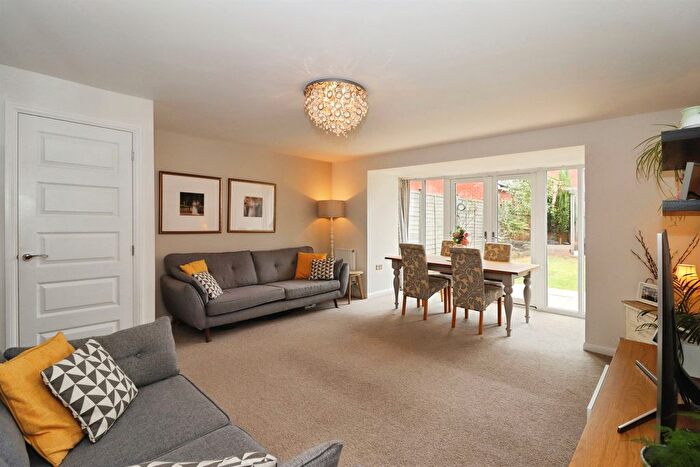 4 Bedroom Property For Sale In Willowherb Road, Emersons Green, Bristol, BS16