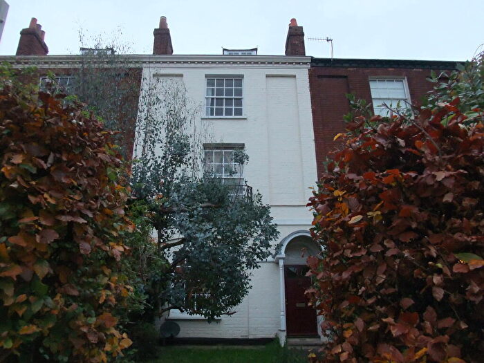 6 Bedroom House To Rent In Blackboy Road, Exeter, EX4