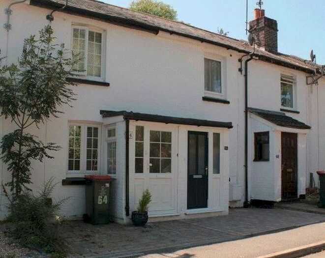 2 Bedroom Terraced House To Rent In Southgate, RH11