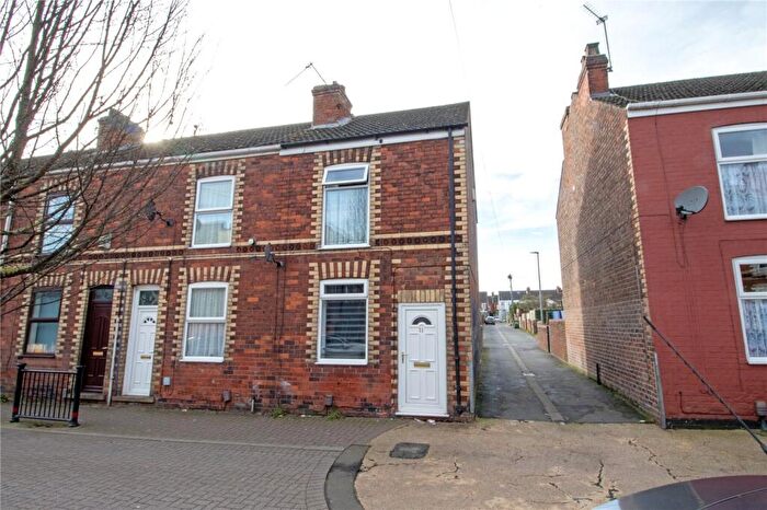2 Bedroom End Of Terrace House For Sale In Teale Street, Scunthorpe, Lincolnshire, DN15