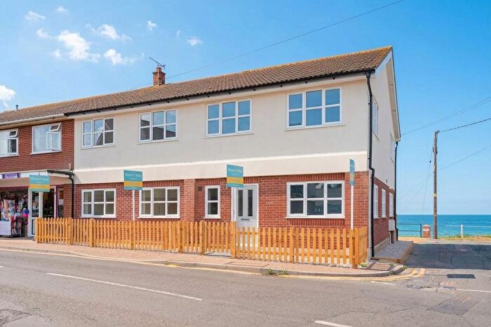 2 Bedroom Flat For Sale In Beach Road, Mundesley, NR11
