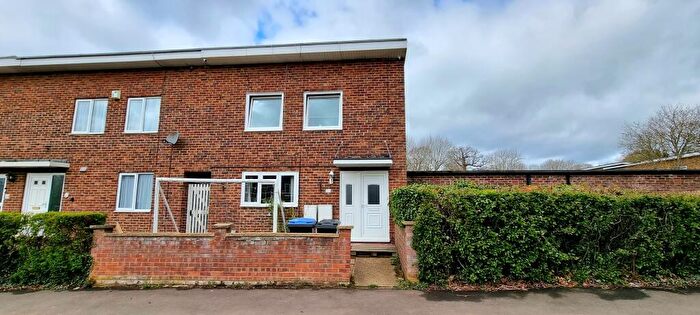 3 Bedroom House To Rent In The Pastures, Hatfield, AL10