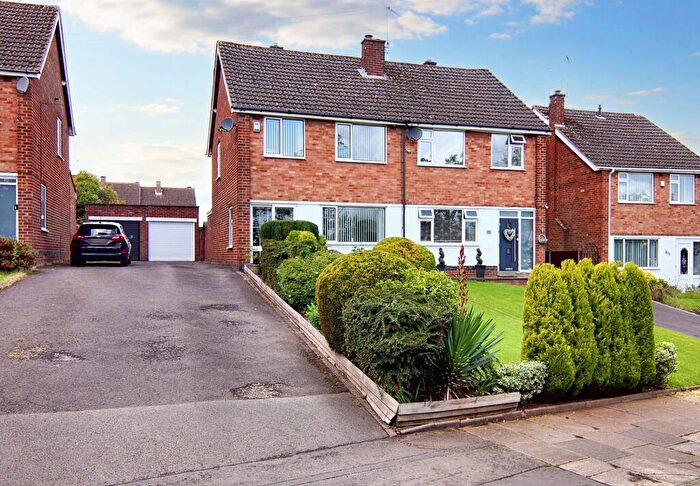 3 Bedroom Semi Detached House For Sale In Dunchurch Highway, Coventry, CV5