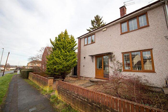 3 Bedroom End Of Terrace House To Rent In Charlton Road, Keynsham, Bristol, BS31