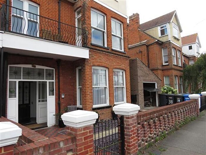1 Bedroom Flat To Rent In Lyndhurst Road, Gunton, Lowestoft, NR32