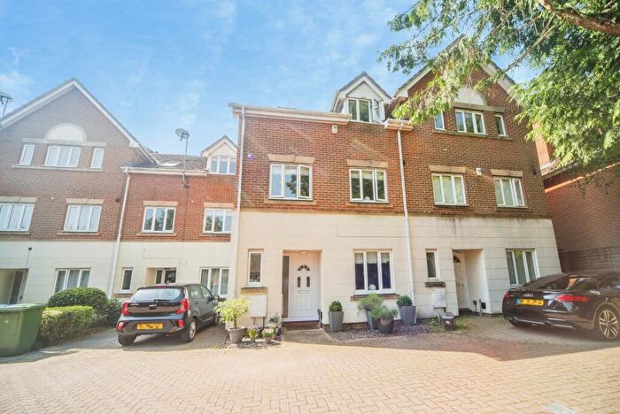 4 Bedroom Terraced House For Sale In Horder Close, Southampton, Hampshire, SO16